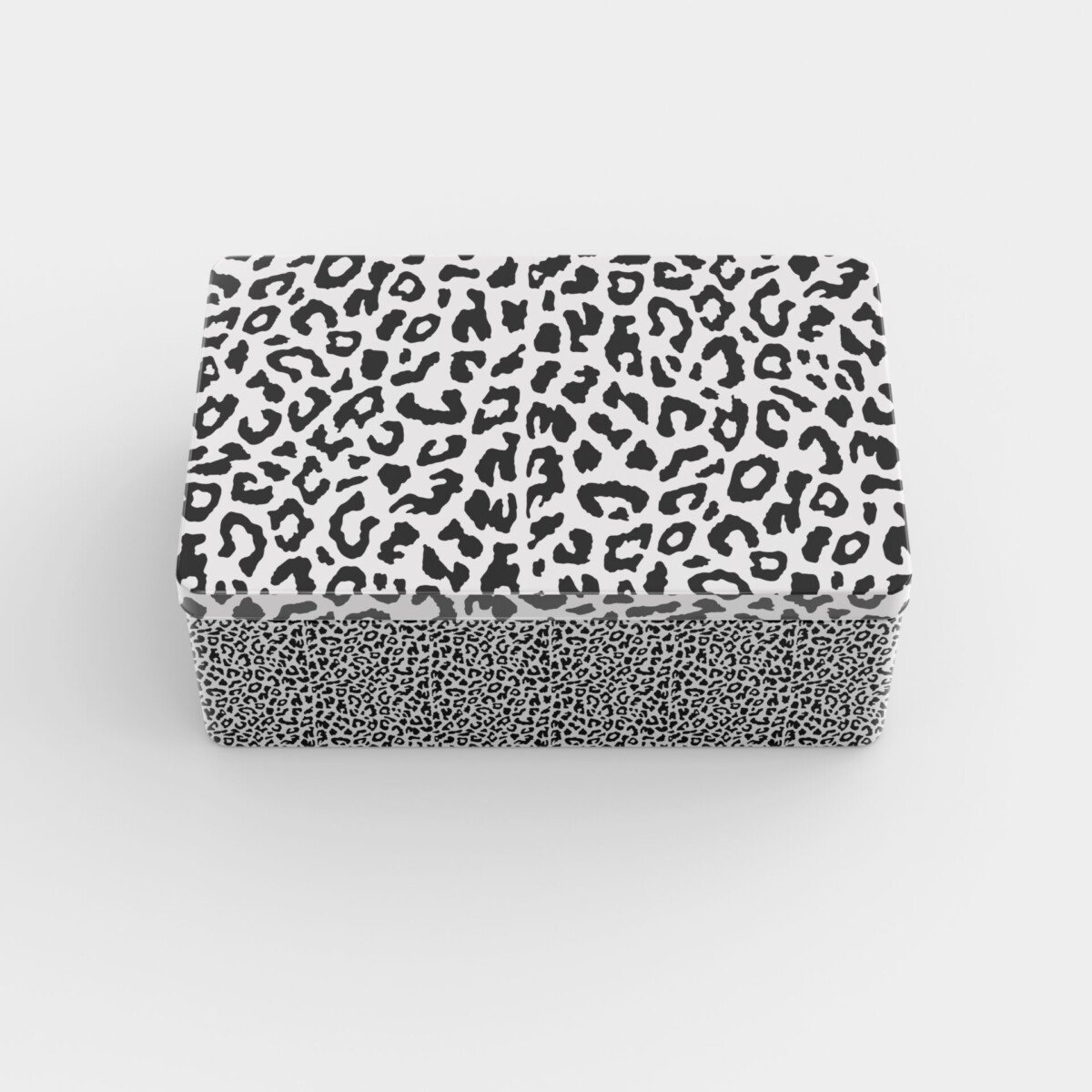 leopard_3_a_metal_box