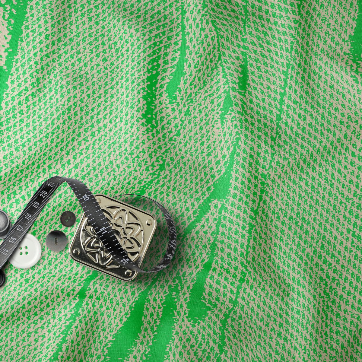 mesh_16_color_1_ Creased_fabric